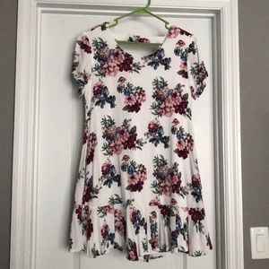 Francesca’s Cay Ruffle Floral Shift Dress